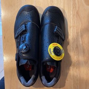 Santic - cycling shoes